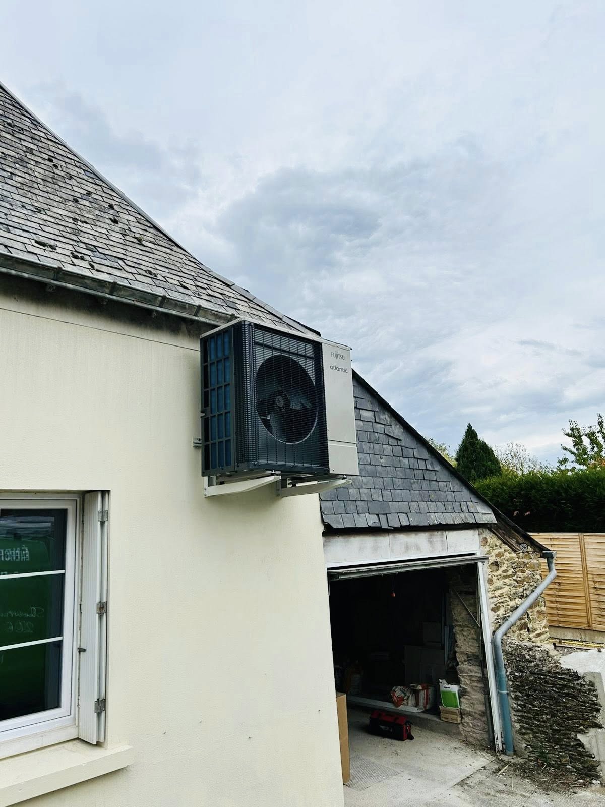 573999224 1381277236675734 7749097876642001791 n